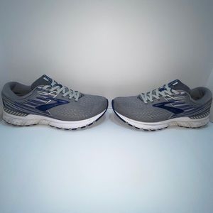 Brooks Adrenaline GTS 19